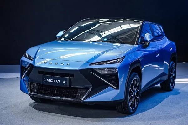 OMODA O4 - SUV Kompak Cyber Mecha